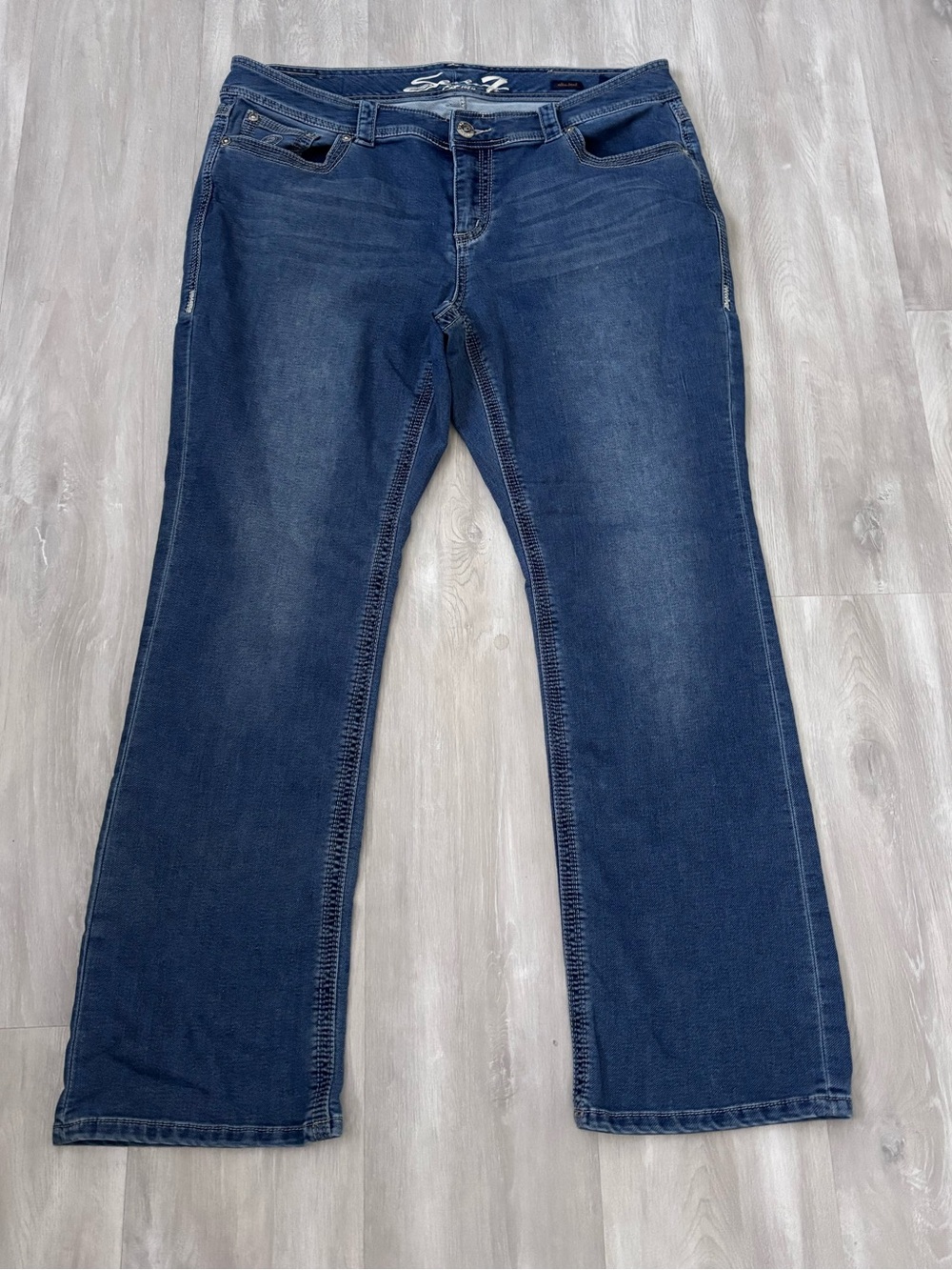 Seven7 Luxe Slim Boot Jeans in Dark Blue Denim size 20